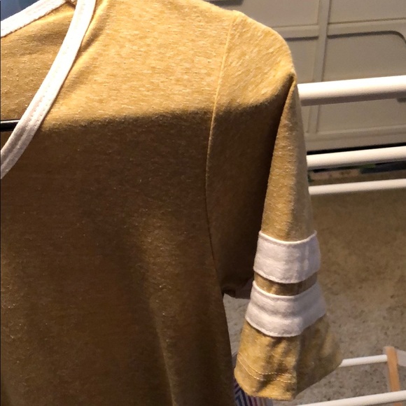 Perfect tee - Picture 2 of 2